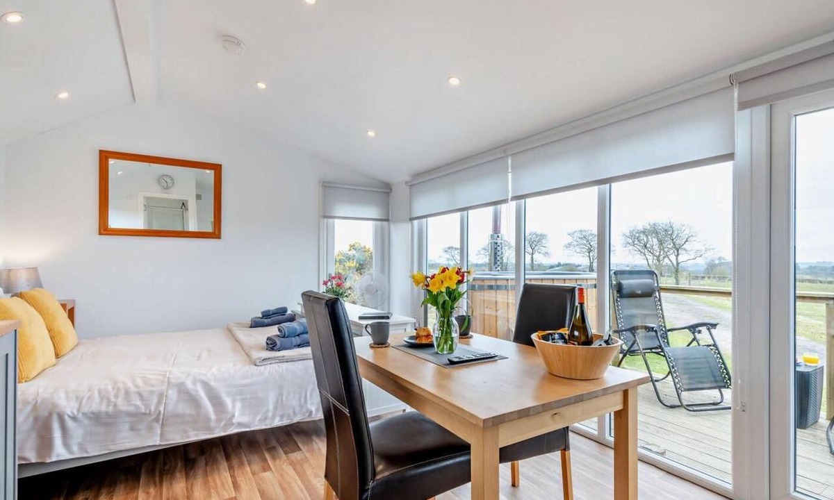 Dalry Ski Chalet | 1 Bed in Dalry (oc-91418)
