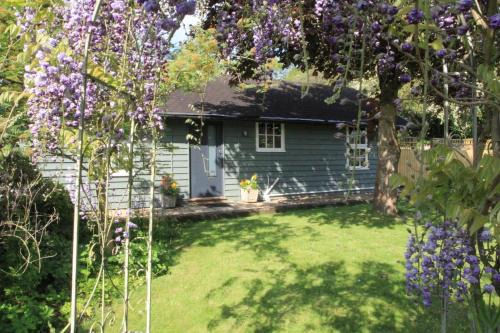 Debenham Cabin | 1 Bed in Debenham oc-glah