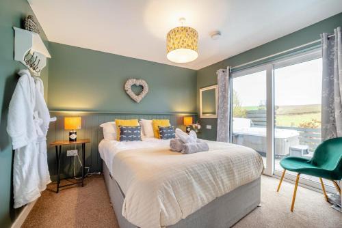 Gatehouse-of-Fleet Cabin | 1 Bed in Gatehouse Of Fleet oc-t34445