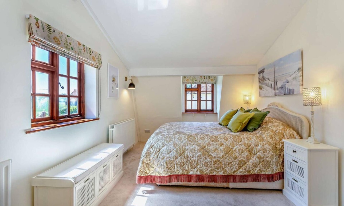 Sudbury Apartment | 1 Bed in Hundon (oc-t30616)