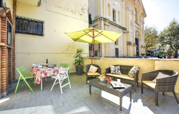 Piazza Roma Apartment | 1 bedroom accommodation in Lettere -NA-