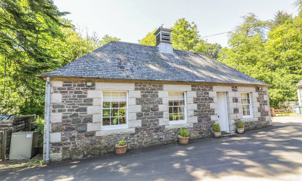 Kirkmichael Cottage | 1 bedroom accommodation in Kirkmichael, near Ayr