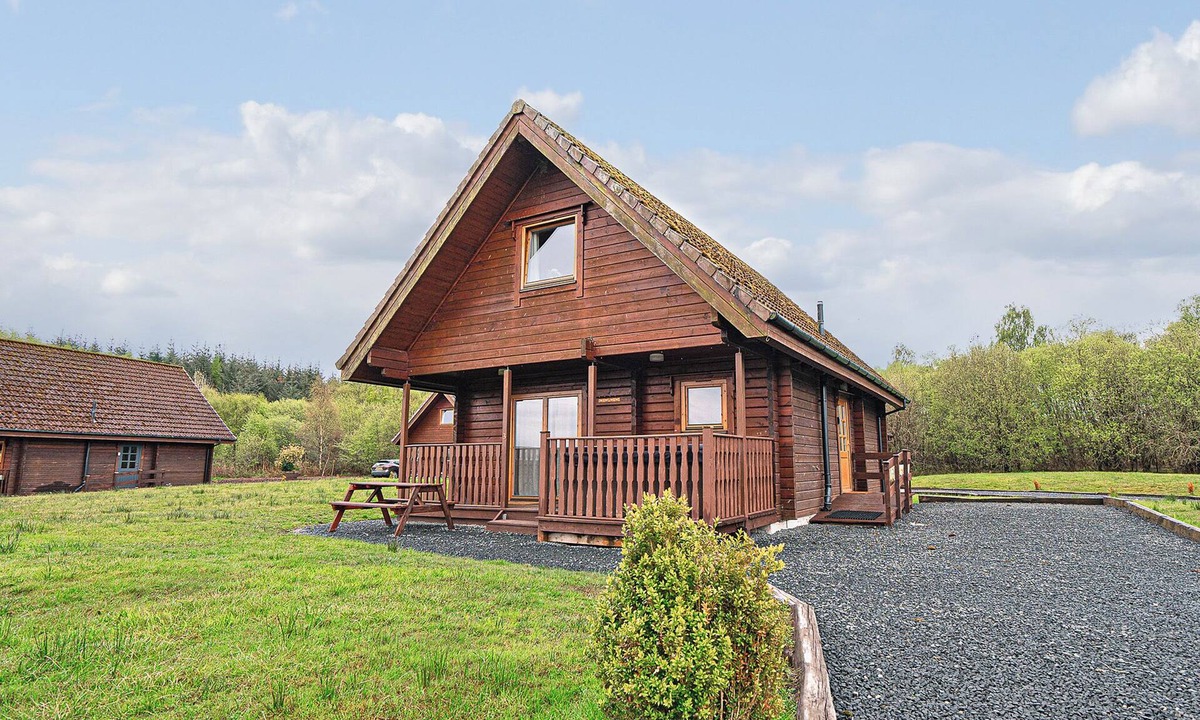 Balfron Ski Chalet | 1 bedroom accommodation in Gartmore