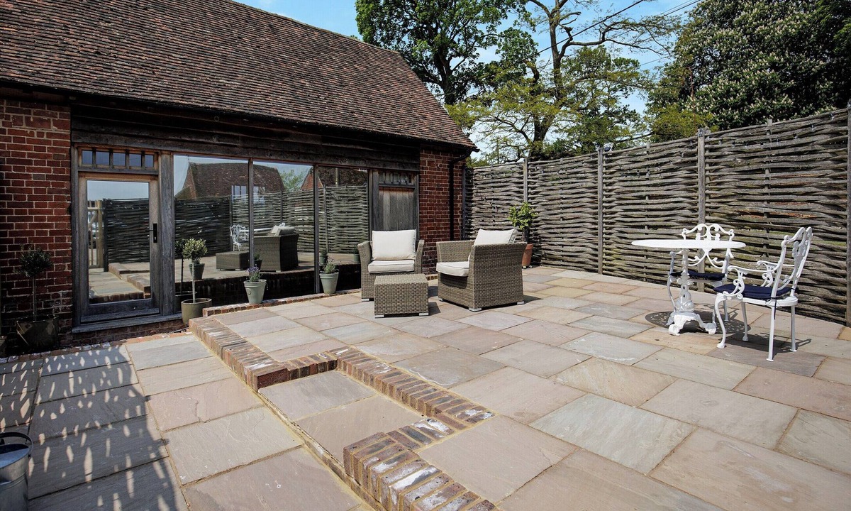 Bilting Cottage | 1 bedroom accommodation in Lenham, near Maidstone