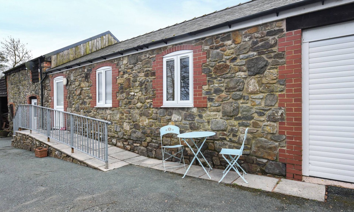 Llanfair Caereinion Cottage | 1 bedroom accommodation in Llanfair Caereinion