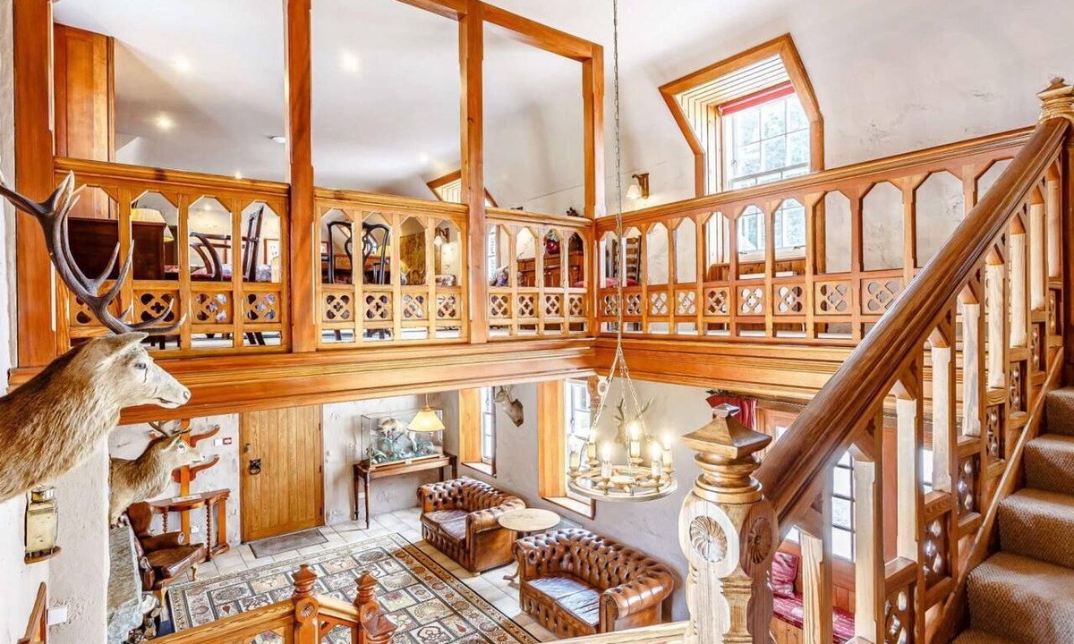 Alness Cottage | 10 Bed in Alness (oc-ca233)