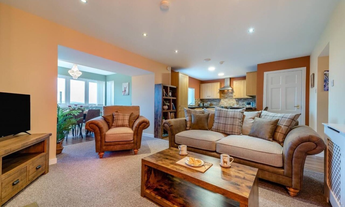 Bonnybridge House | 2 Bed in Bonnybridge (oc-95833)
