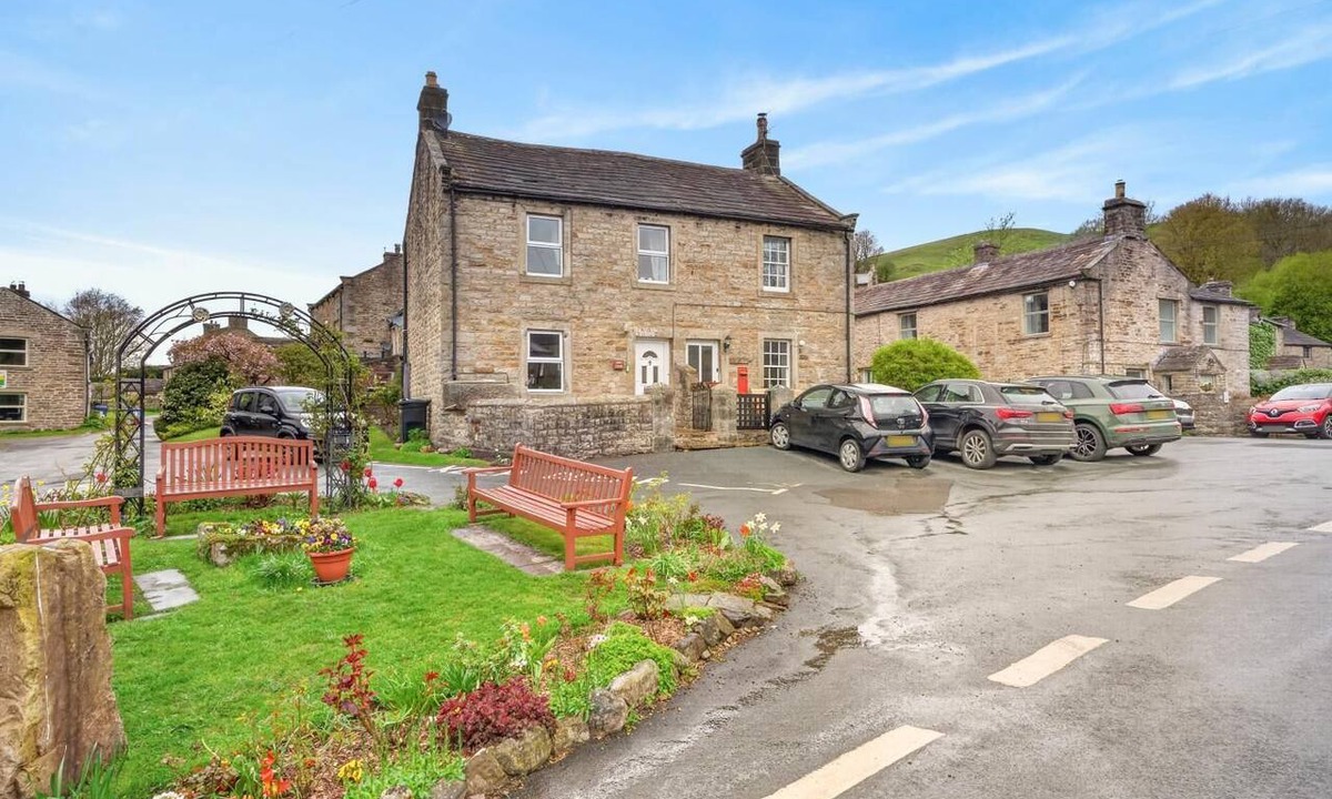 Worton Cottage | 2 Bed in Gunnerside (oc-g37866)