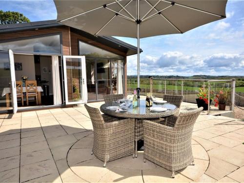 Kilmacolm Cabin | 2 Bed in Kilmacolm oc-55854