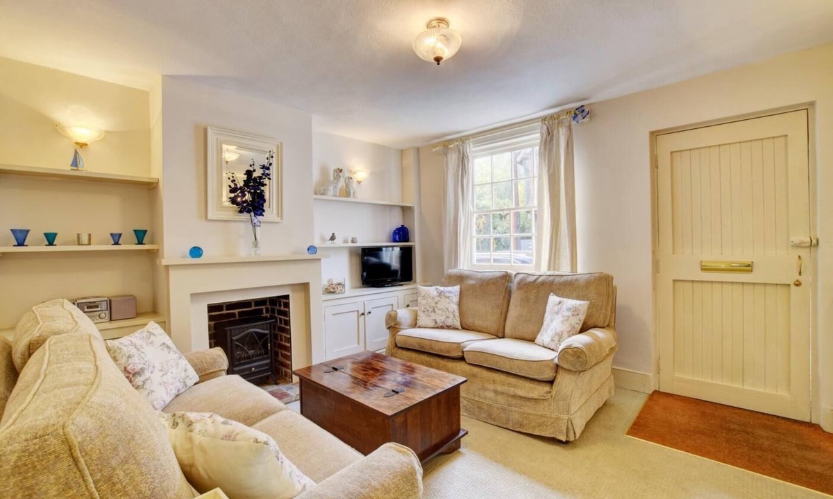 Lavenham Cottage | 2 Bed in Lavenham (oc-sfpil)