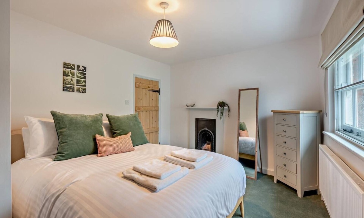 Lavenham Cottage | 2 Bed in Lavenham (oc-f30054)