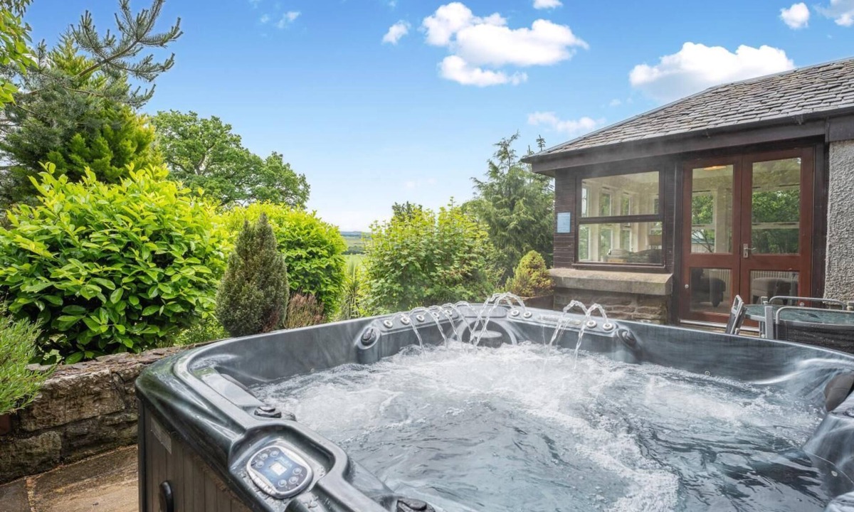 Perth Cottage | 2 Bed in Methven (oc-c32362)