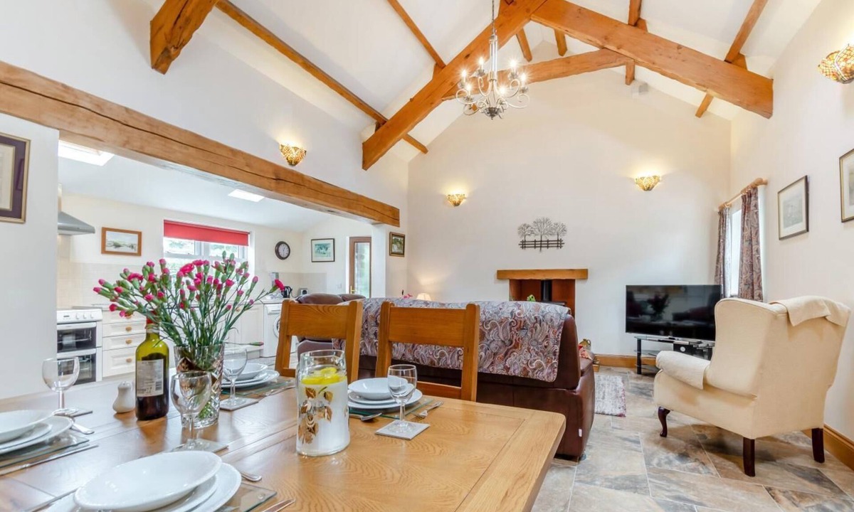 Tan-y-groes Cottage | 2 Bed in Ponthirwaun (oc-h33292)
