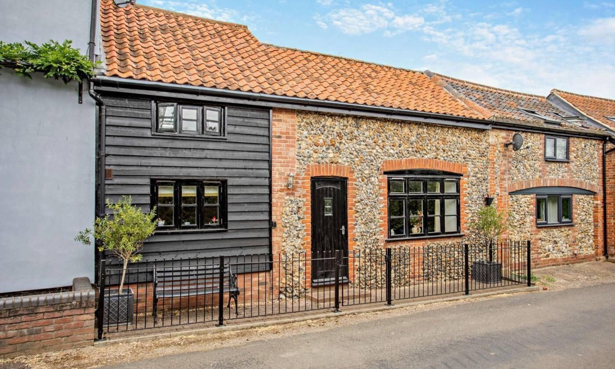 Rede Cottage | 2 Bed in Rede (oc-t29450)