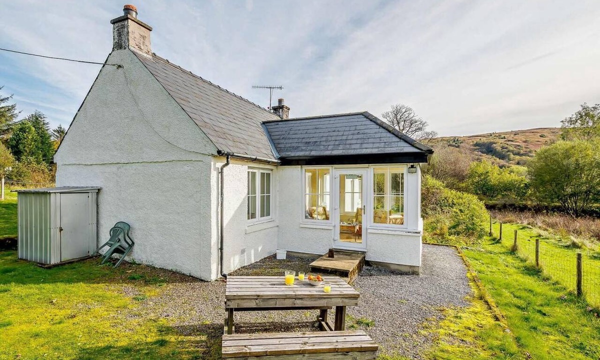 Salen Cottage | 2 Bed in Strontian (oc-ca046)