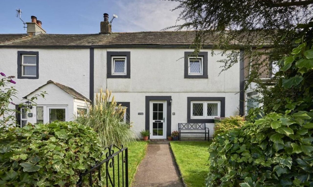 Stainburn Cottage | 2 Bed in Workington (oc-sz323)