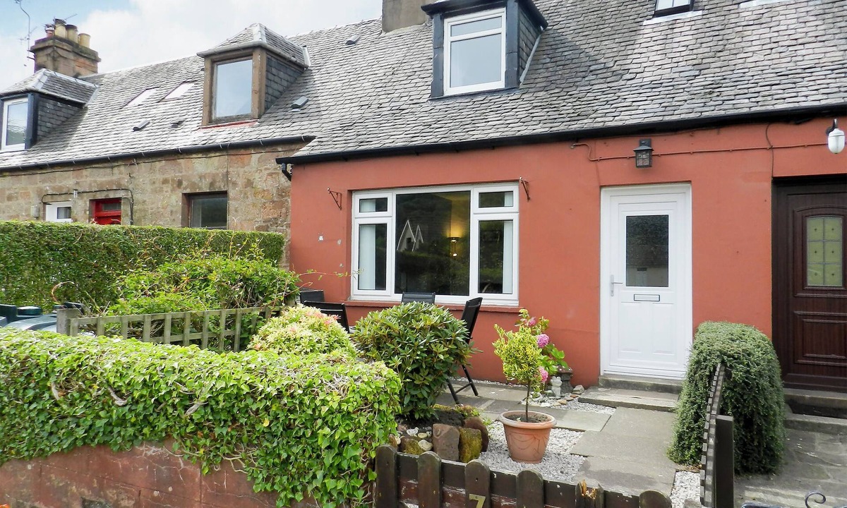 Lamlash Cottage | 2 bedroom accommodation in Lamlash, Isle of Arran