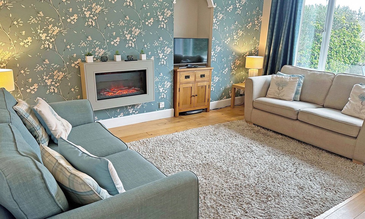 Lamlash Cottage | 2 bedroom accommodation in Lamlash, Isle of Arran