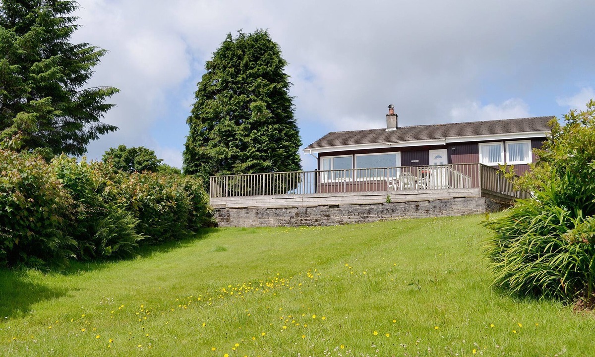Tighnabruaich Cottage | 2 bedroom accommodation in Kames, Tighnabruaich