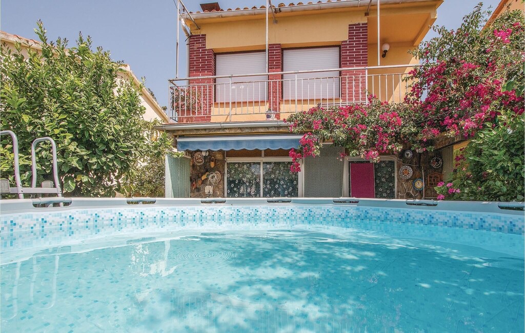 Pineda de Mar Apartment | 2 bedroom accommodation in Pineda de Mar