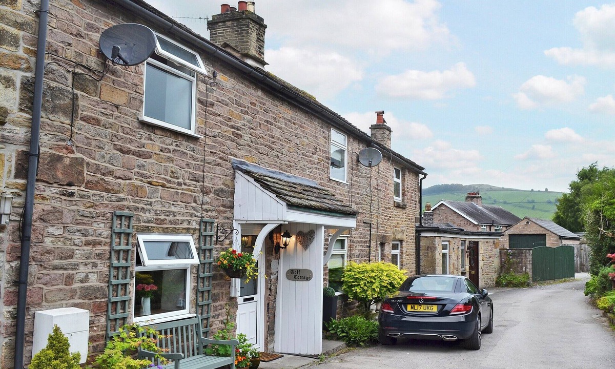 Chapel en le Frith Cottage | 2 bedroom accommodation in Chapel-en-le-Frith, near Buxton