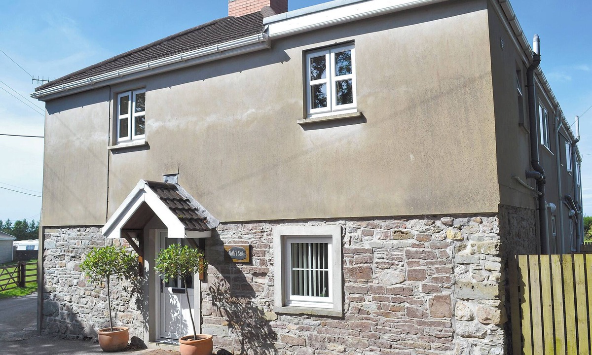Kidwelly Cottage | 2 bedroom accommodation in Kidwelly