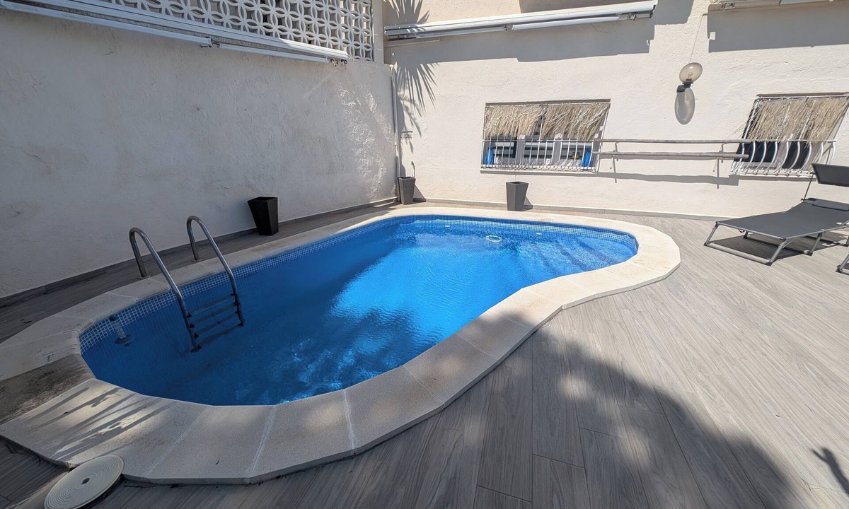 Vidreres Apartment | 2 BEDROOM APARTMENT 10 MINUTES FROM THE SEA WITH SWIMMING POOL