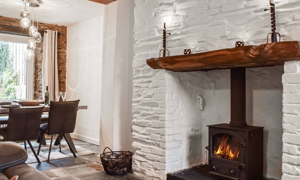 Clearbrook Cottage | 2 bedroom accommodation in Buckland Monachorum