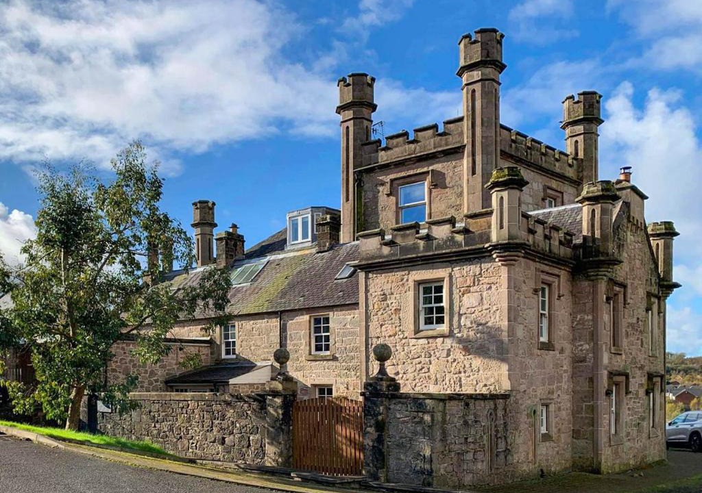 Inverkip House | 2 The Langhouse