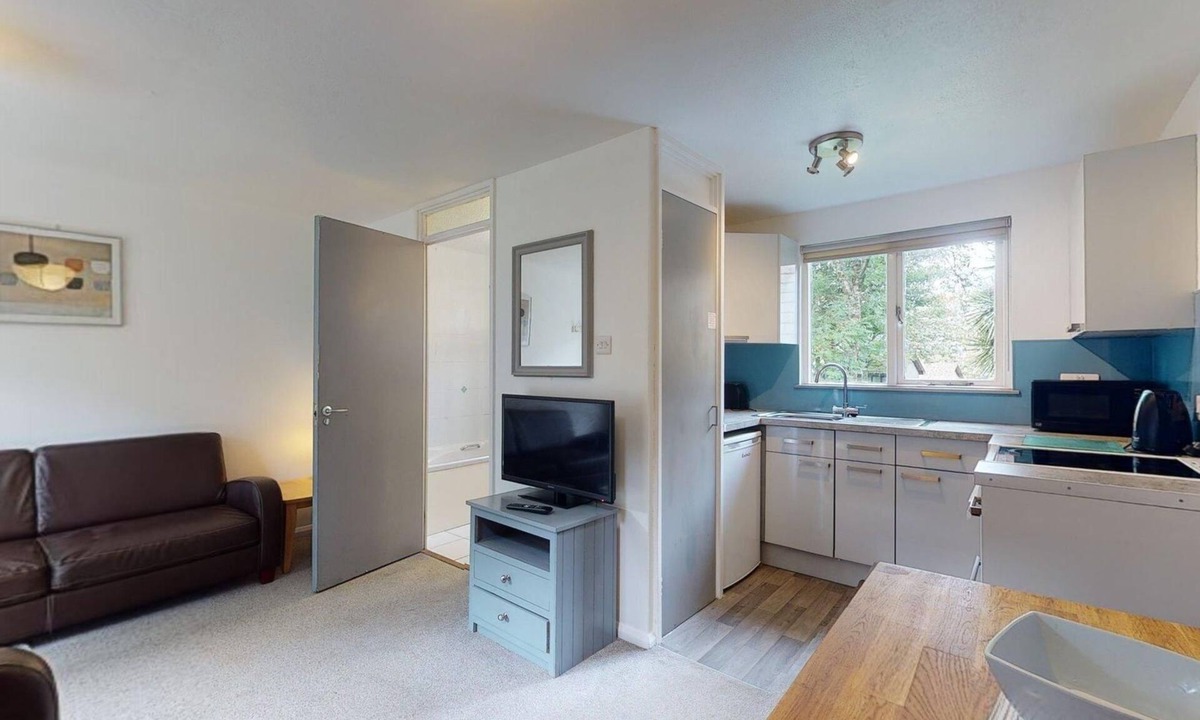 St Erth Praze Cottage | 26 Strawberry Hill, Tolroy Manor