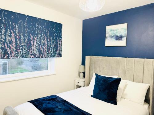 Aldborough House | 2BR*Free Parking*Off A12*Family*Contractors