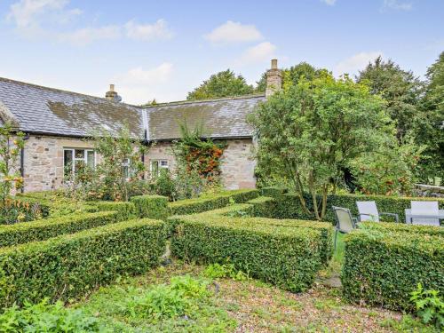 Cornhill on Tweed House | 3 Bed in Cornhill -on- Tweed oc-76374