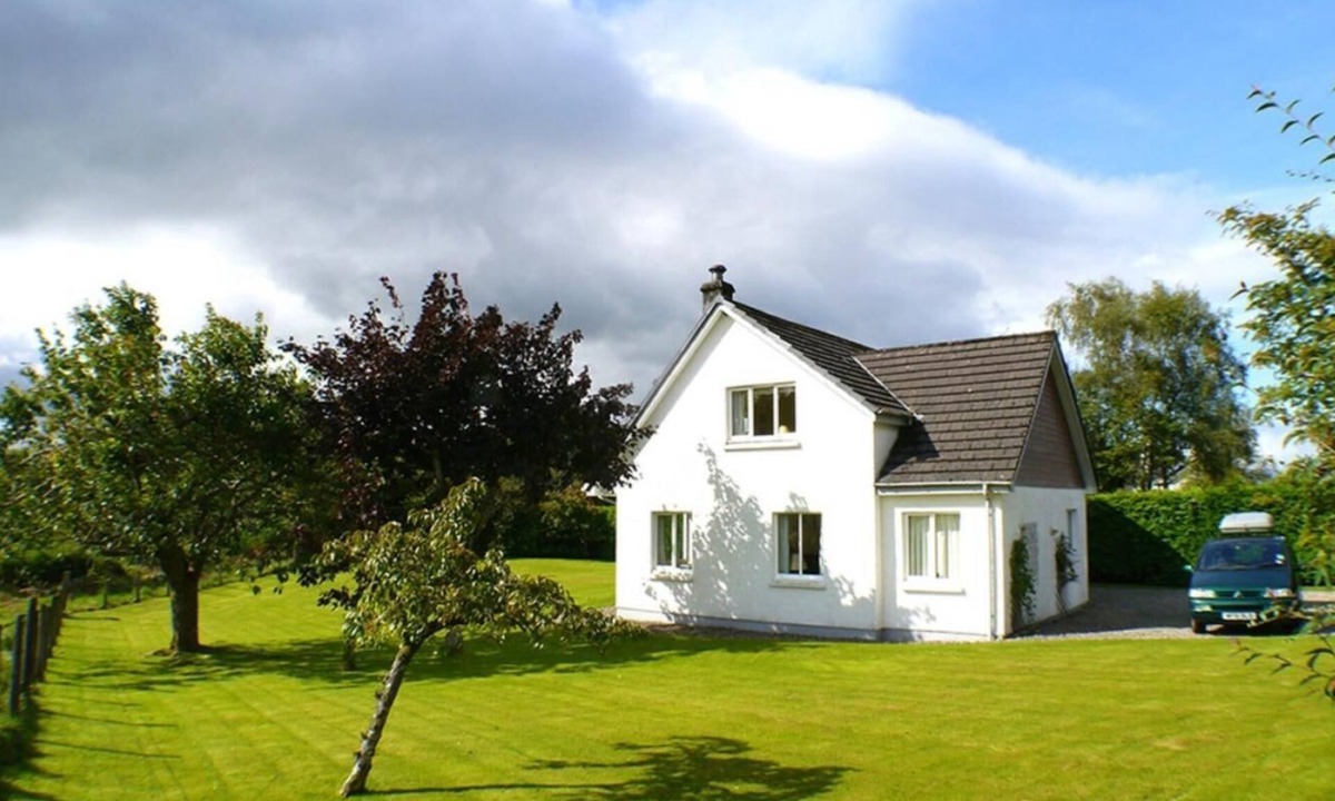 Benderloch Cottage | 3 Bed in North Connel (oc-a29963)