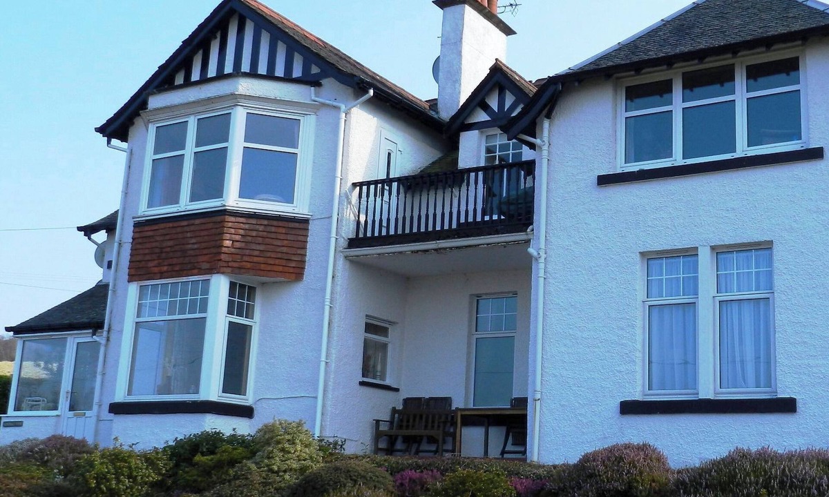 Brodick Cottage | 3 bedroom accommodation in Brodick, Isle of Arran