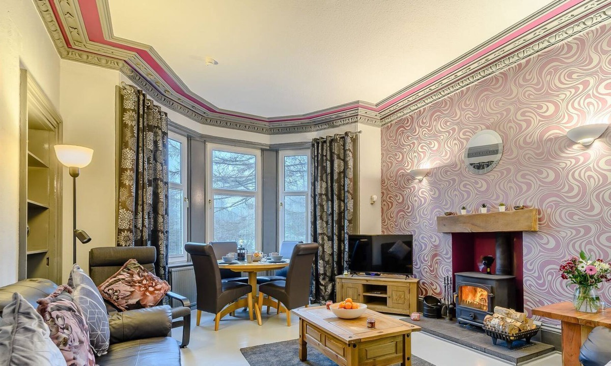Wemyss Bay Cottage | 3 bedroom accommodation in Wemyss Bay, near Largs