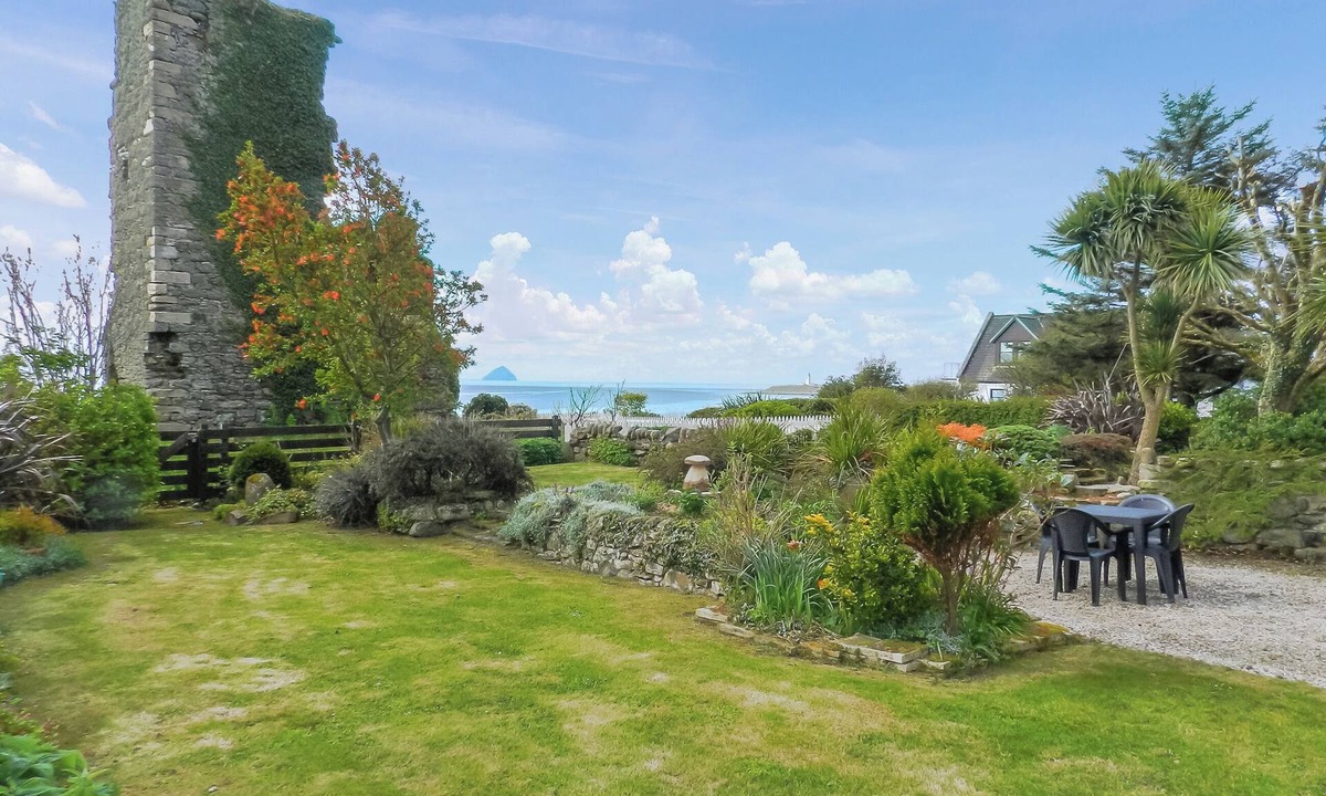 Kilmory Cottage | 3 bedroom accommodation in Kildonan, Isle of Arran