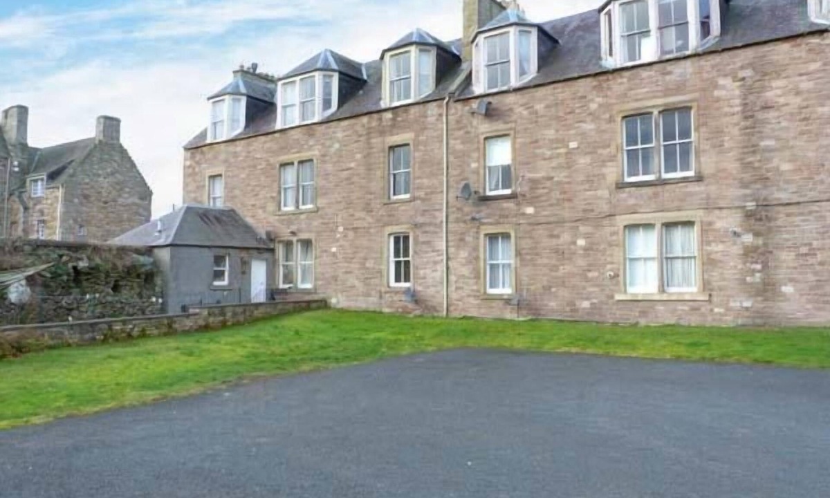 Jedburgh Cottage | 3 Queen Marys Buildings