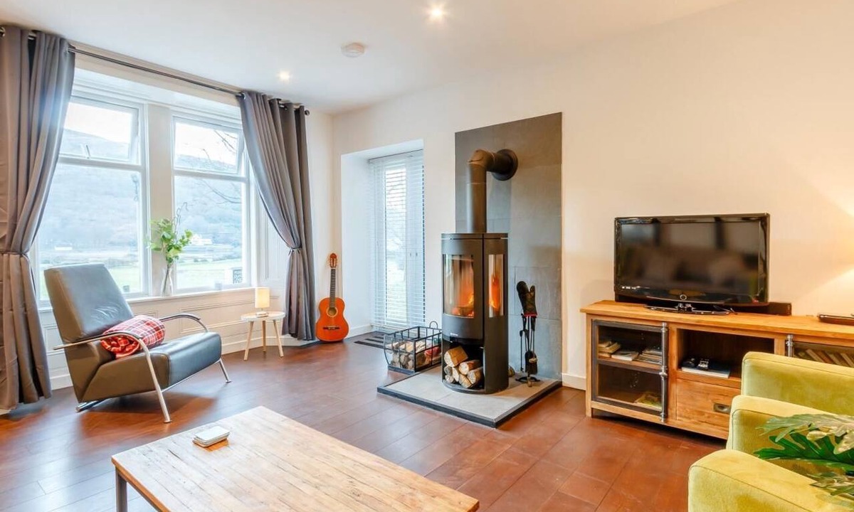Lochranza Cottage | 4 Bed in Isle Of Arran (oc-77791)