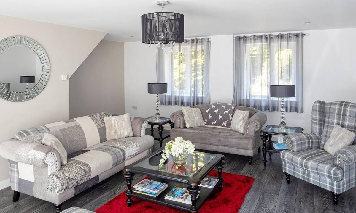 Chapeltown Cottage | 4 Bed in Leathley (oc-g0141)