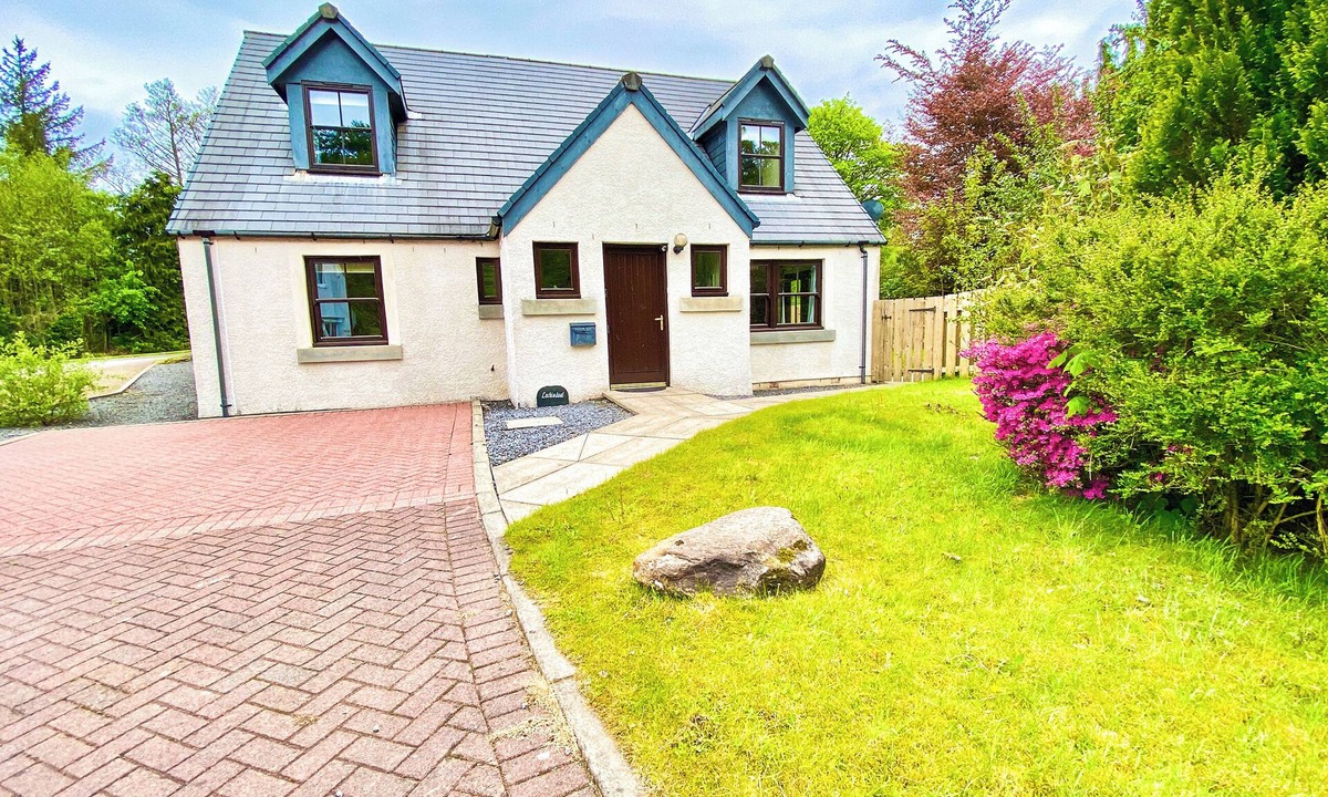 Tarbert Cottage | 4 bedroom accommodation in Tarbert
