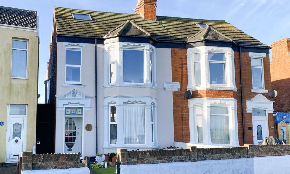 Withernsea Apartment | 46 The Promenade in Withernsea