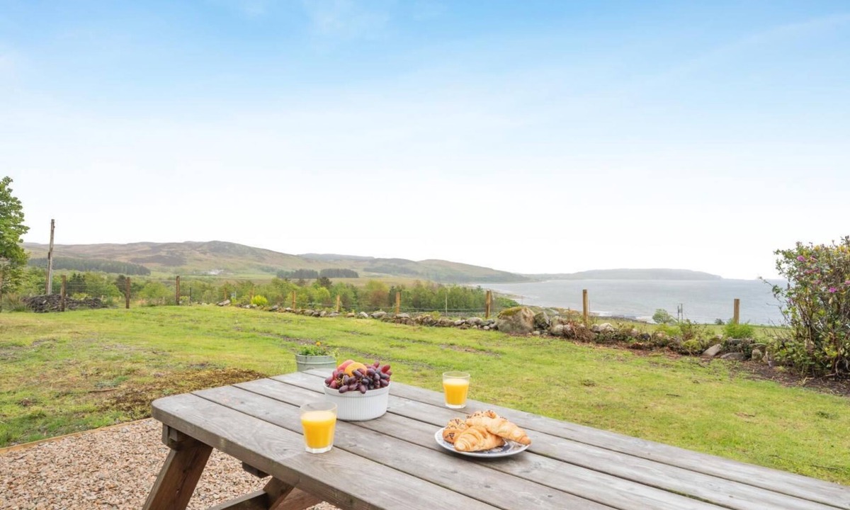 Isle of Arran Cottage | 5 Bed in Machrie (oc-h42798)