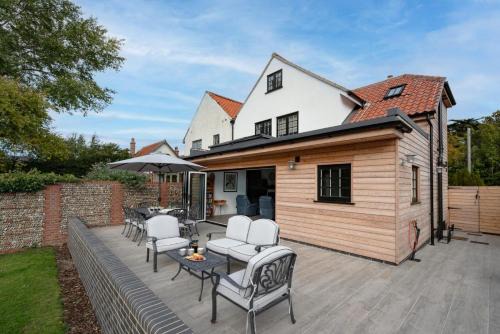 Walberswick House | 5 Bed in Walberswick oc-m30723