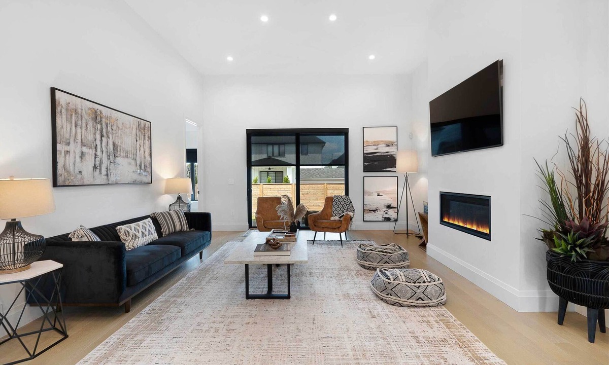 Windsor House | 5-Star Hotel Inspired Home - Gym & Sauna + Arcades - Maintenance Free Living