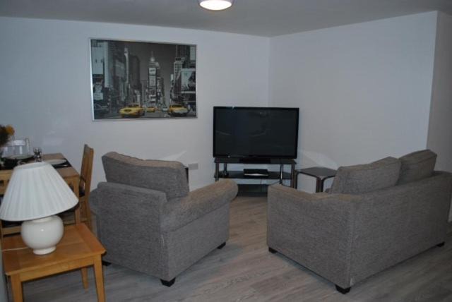 Largs Apartment | 5a Gallowgate Square Apartments
