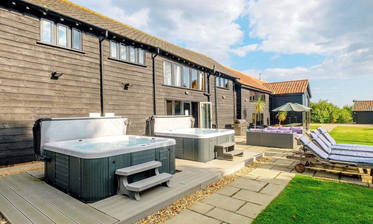 Darsham Cottage | 7 bedroom accommodation in Darsham, near Saxmundham