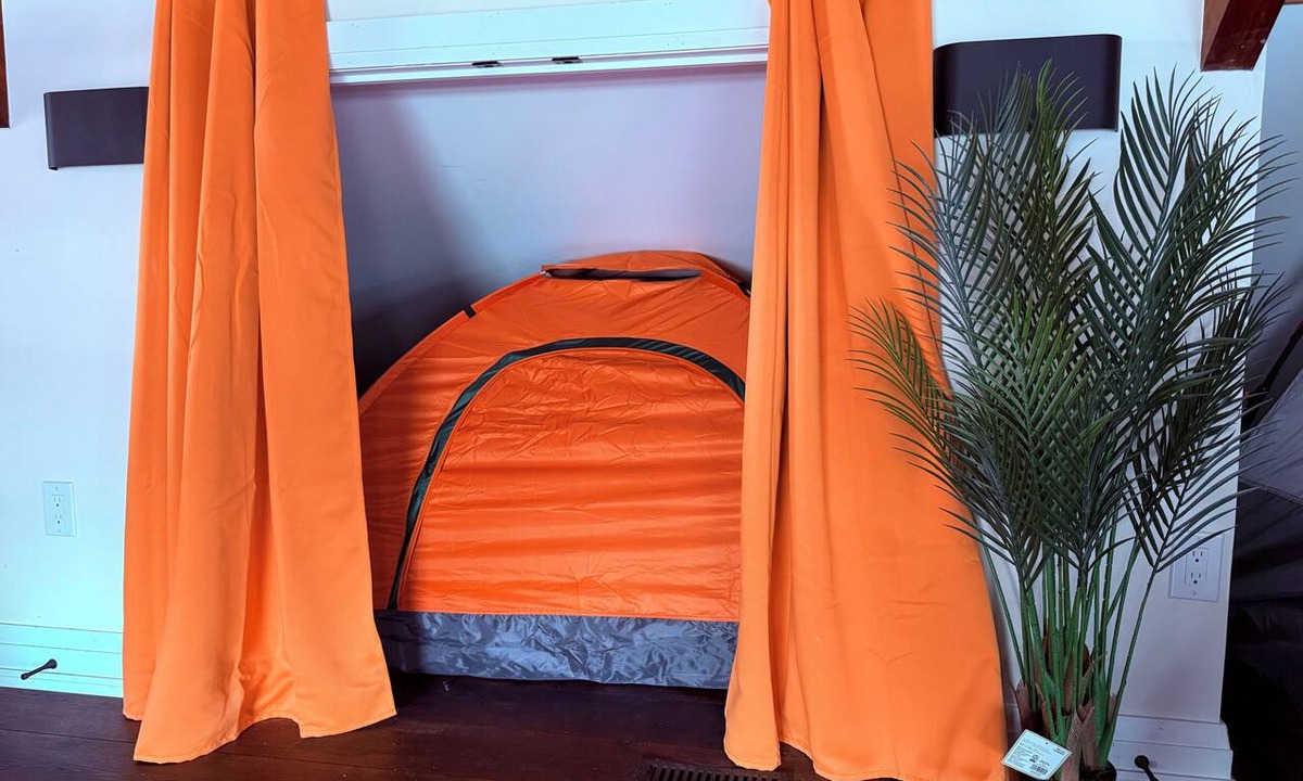 Chippawa Bed & Breakfast | 8 Tents at Niagara Retreat Center