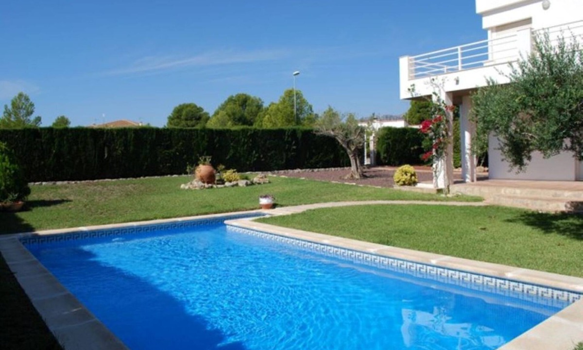 Calafat Villa | A beachfront accommodation with Private Pool and garden. Ideal for families