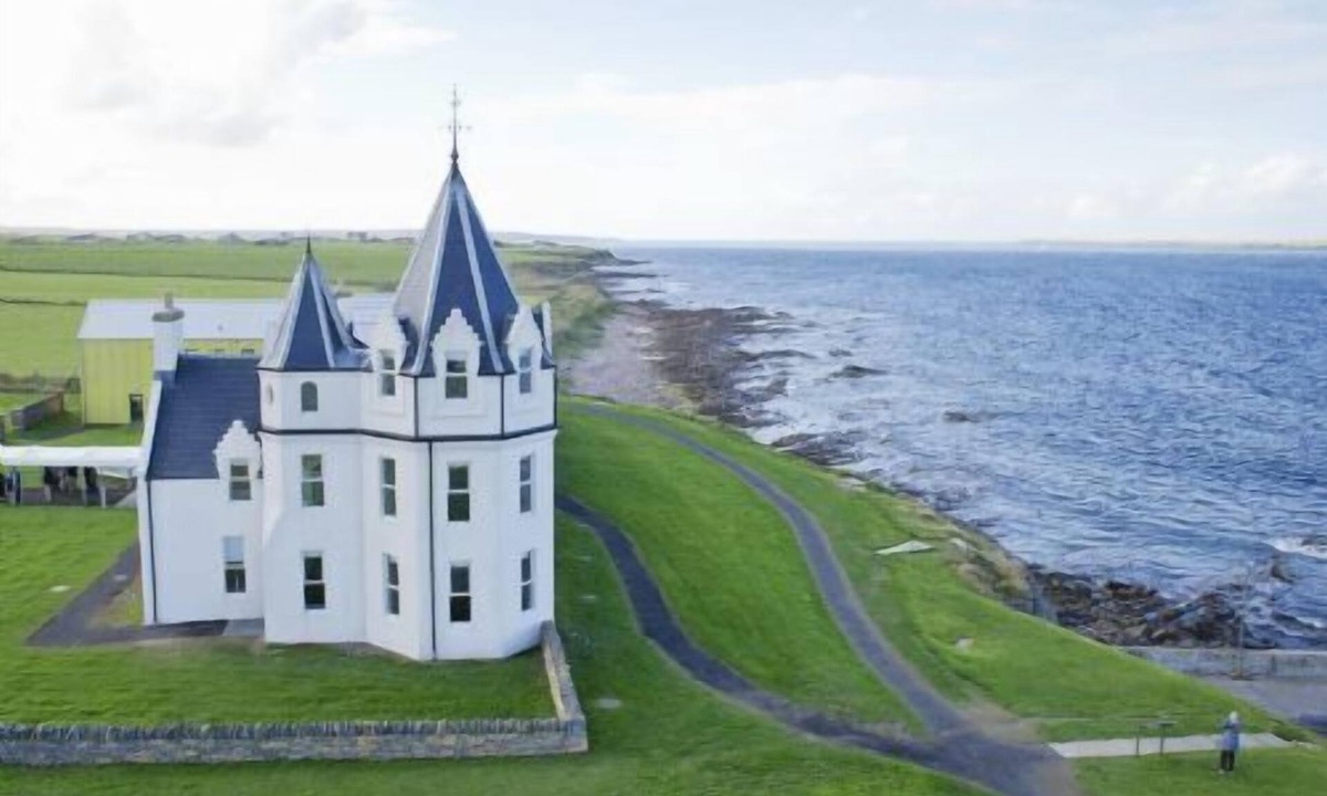 John O'Groats Cottage | A john o'groat that sleeps 2 guests in 1 bedroom
