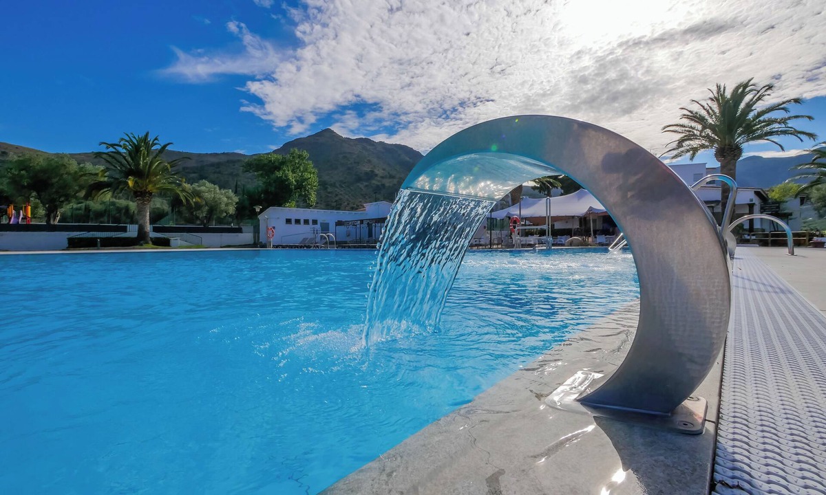 El Mas Oliva Hotel | Agi Rescator